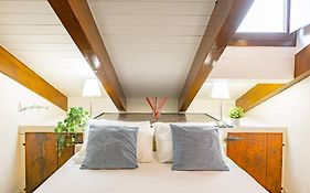 Canonica Attic Apartment